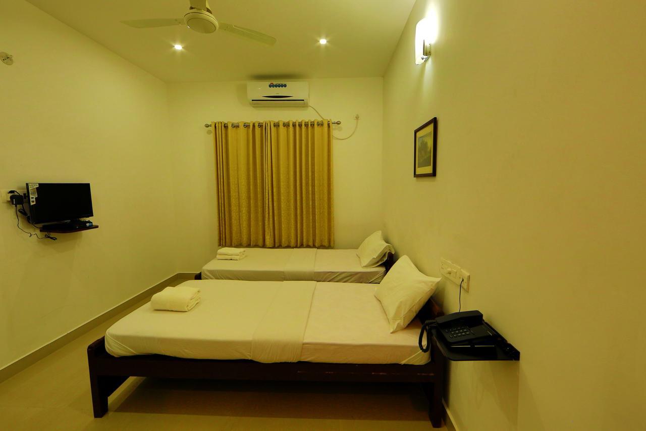 Sara Hotels And Apartments Nedumbassery Extérieur photo