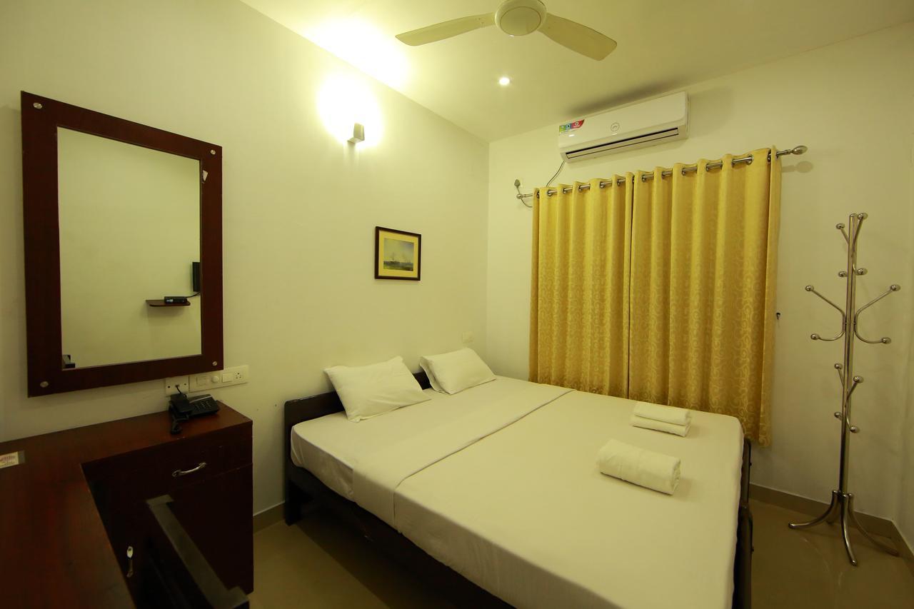 Sara Hotels And Apartments Nedumbassery Extérieur photo